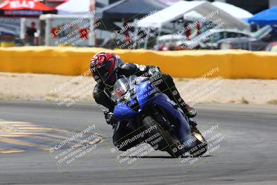 media/Apr-09-2022-SoCal Trackdays (Sat) [[c9e19a26ab]]/Turn 2 (1140am)/